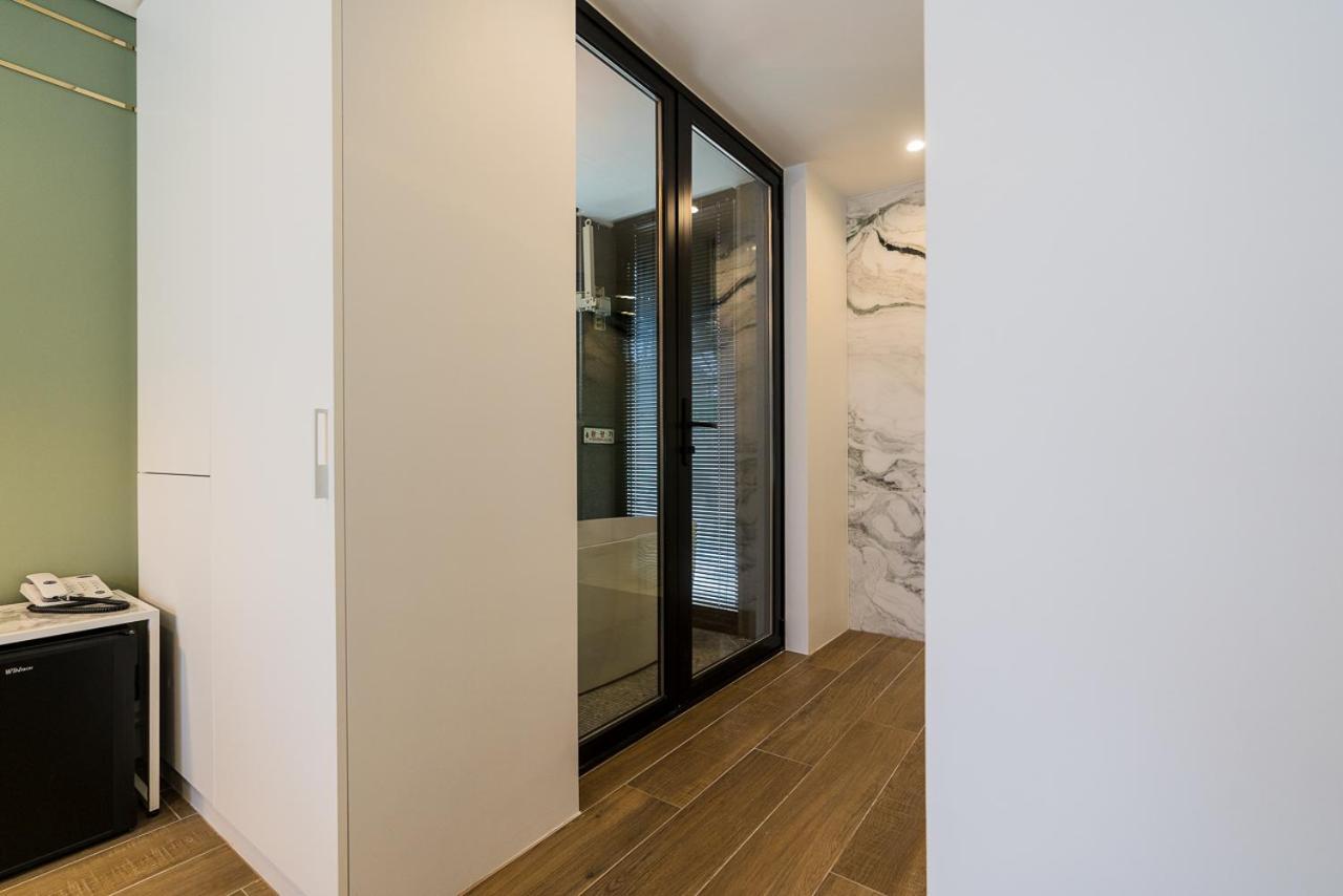 Hotel The May Jongno Seoul Bagian luar foto