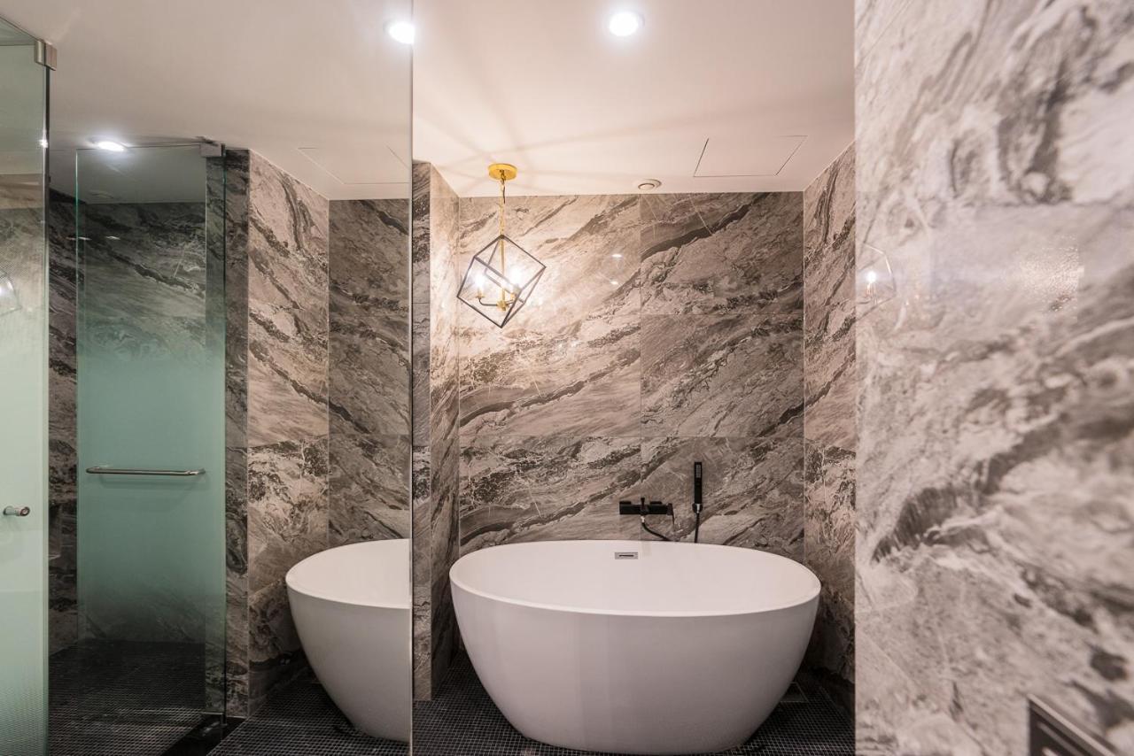 Hotel The May Jongno Seoul Bagian luar foto